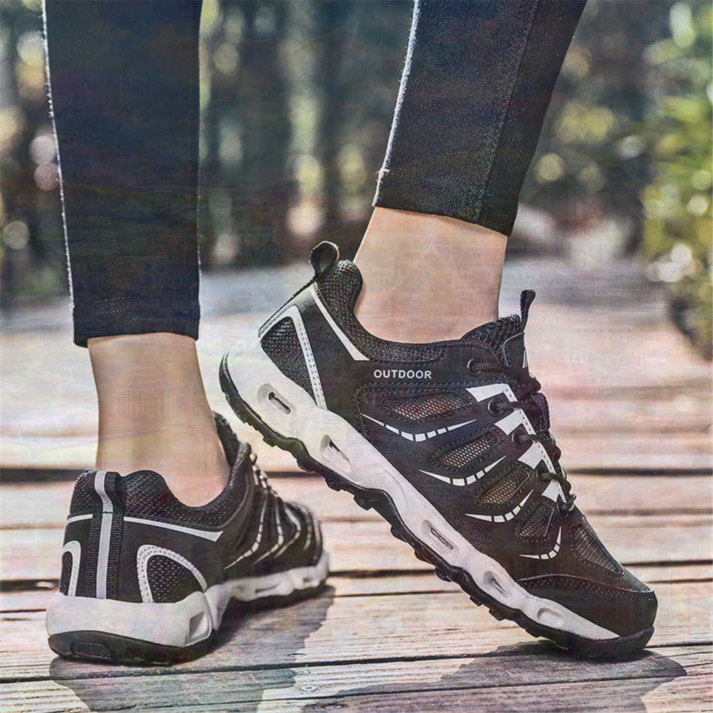 Sumer Round Tip Silver Sneaker - Indoor Sport And Outdoor Sports 评论和价格